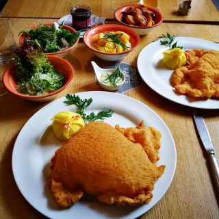 Gassenhaur Restaurant Beste Wiener Schnitzel Ausserhalb Osterreichs Gassenhaur Restaurant Und Beisl
